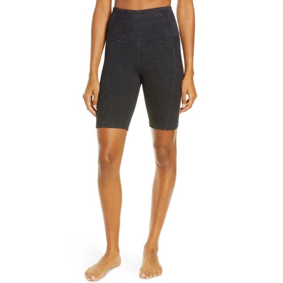 Zella Ribbed Snow Wash Bike Shorts - Picture 1 of 5